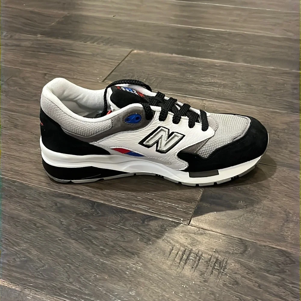 New Balance brand new